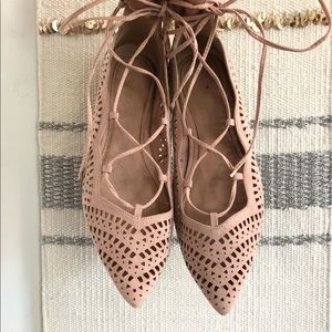 Barely worn topshop ghillie blush eyelet flats